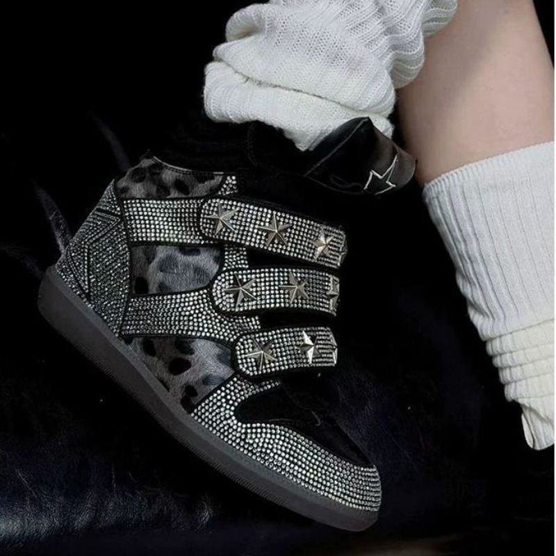 Wysokie sneakersy na ukrytej p – Ethnic Modern Fashion recenzja i cena