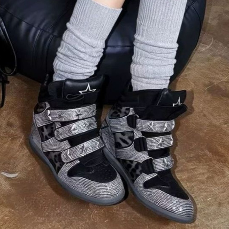 Wysokie sneakersy na ukrytej p – Ethnic Modern Fashion recenzja i cena