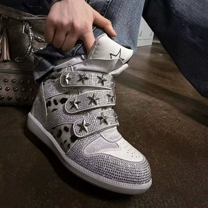 Wysokie sneakersy na ukrytej p – Ethnic Modern Fashion recenzja i cena