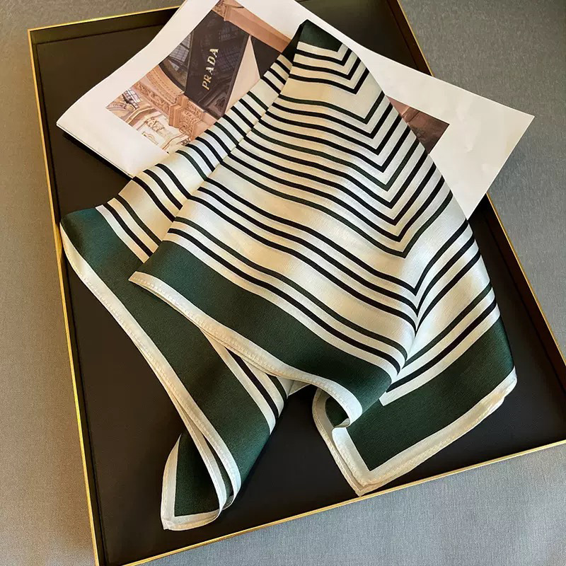 Luksusowa jedwabna apaszka vin – Ethnic Fashion Design recenzja i cena